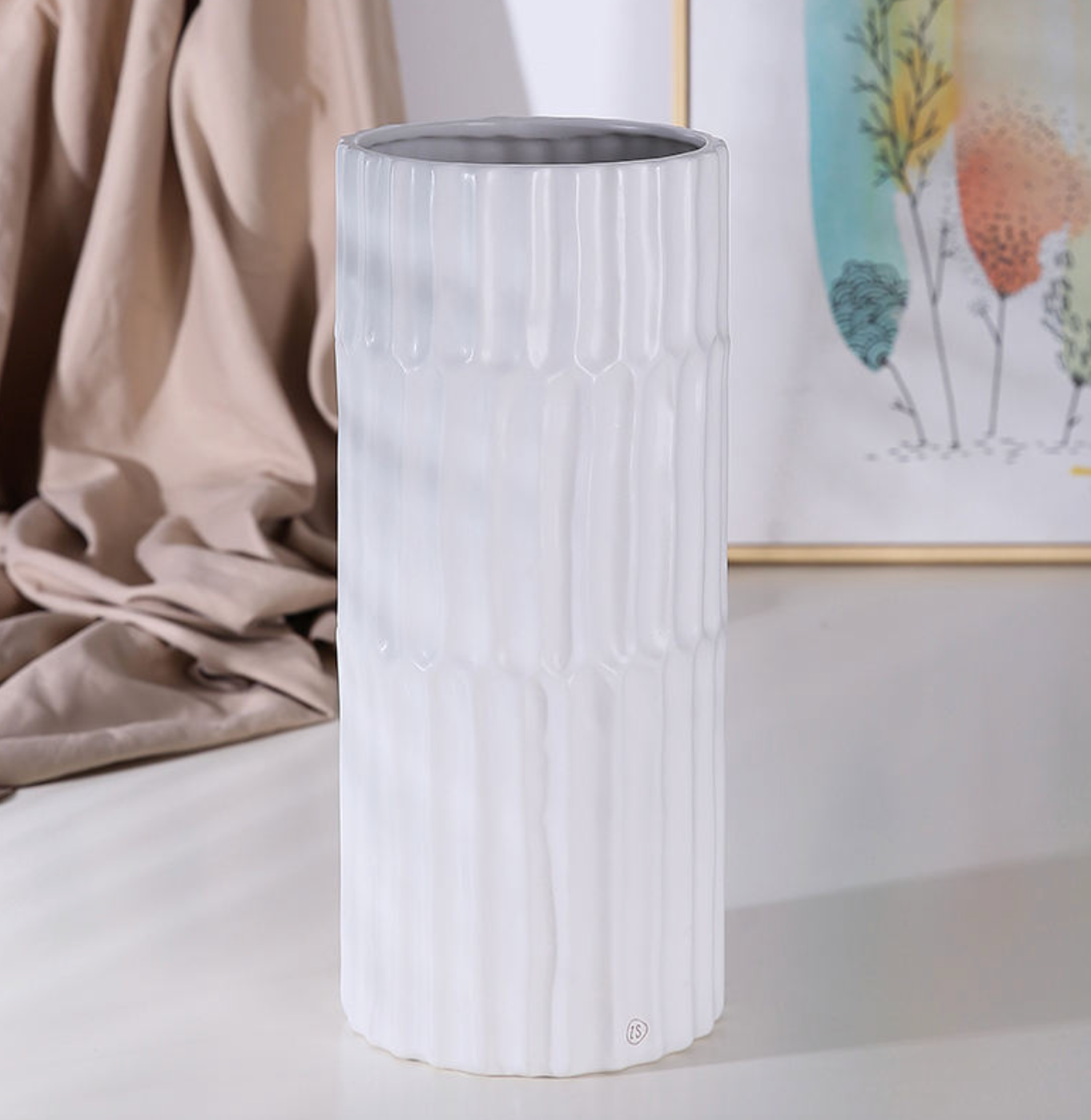 Modern Line Cylinder Decorative Vase Pot