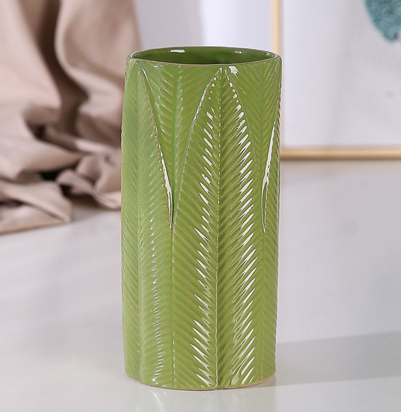 Modern Line Cylinder Decorative Vase Pot